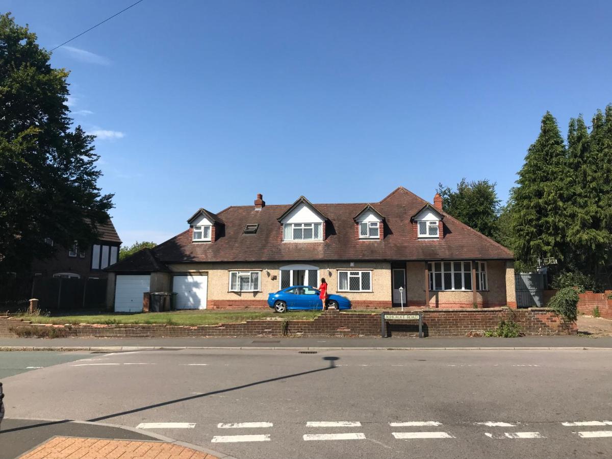 Appartement Amazing Quiet Garden House Near London Luton Airport Extérieur photo