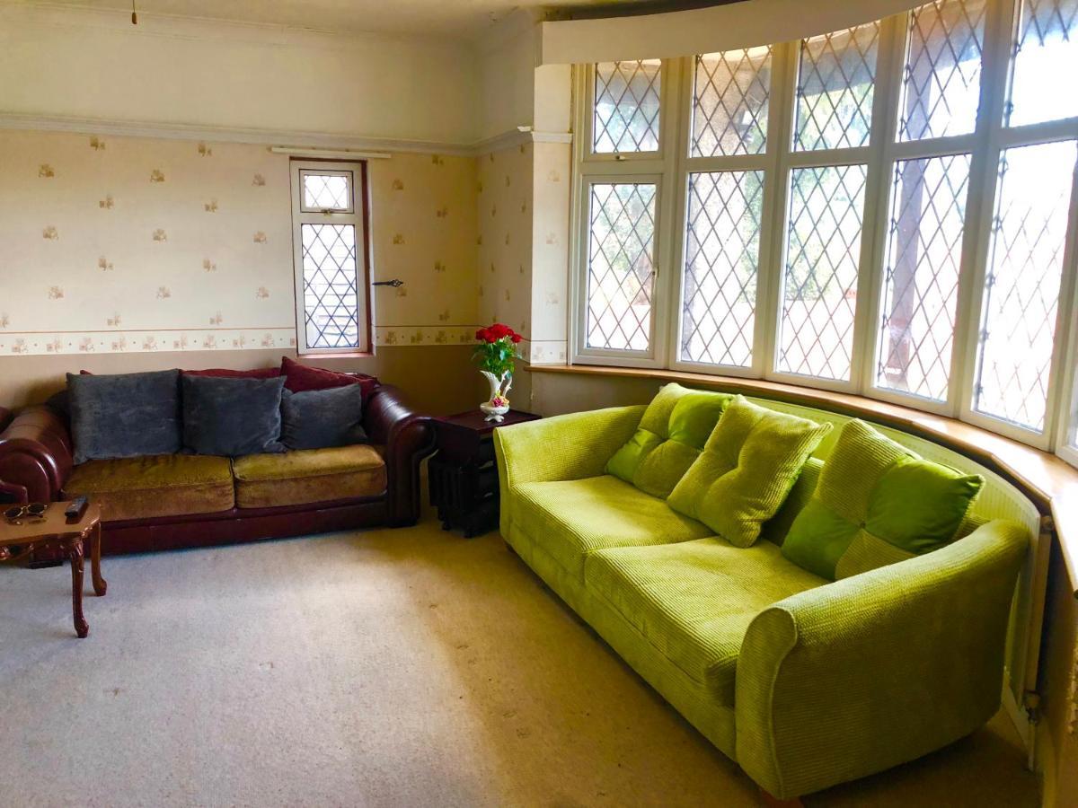 Appartement Amazing Quiet Garden House Near London Luton Airport Extérieur photo