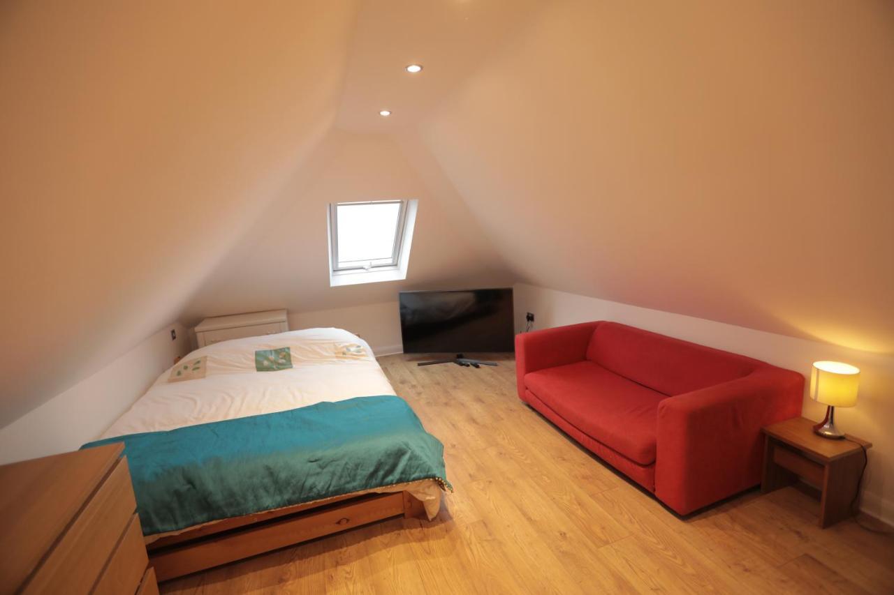 Appartement Amazing Quiet Garden House Near London Luton Airport Extérieur photo