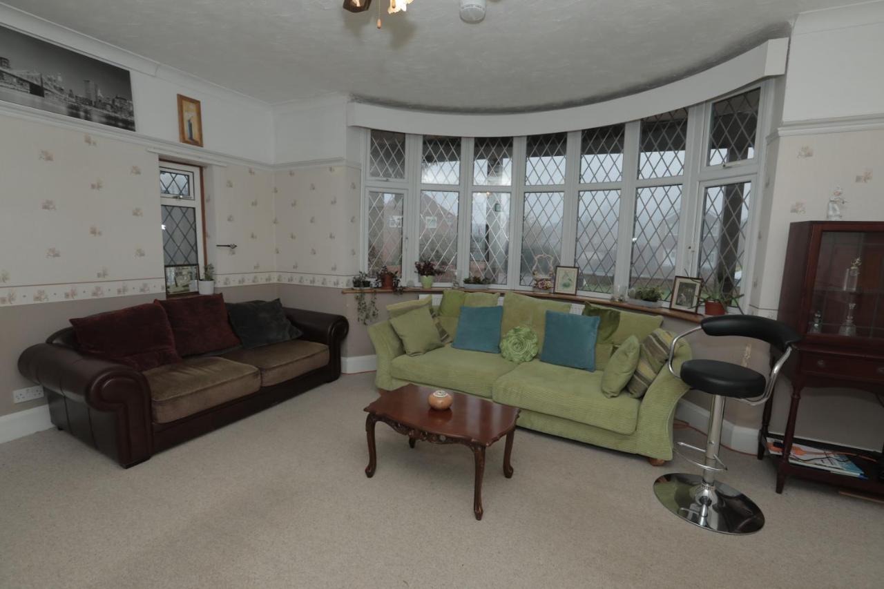 Appartement Amazing Quiet Garden House Near London Luton Airport Extérieur photo