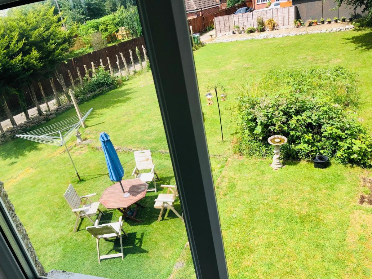 Appartement Amazing Quiet Garden House Near London Luton Airport Extérieur photo