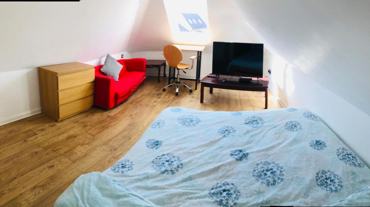 Appartement Amazing Quiet Garden House Near London Luton Airport Extérieur photo