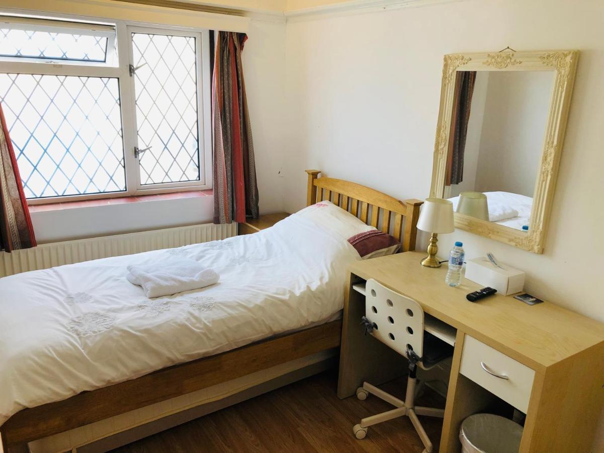 Appartement Amazing Quiet Garden House Near London Luton Airport Extérieur photo
