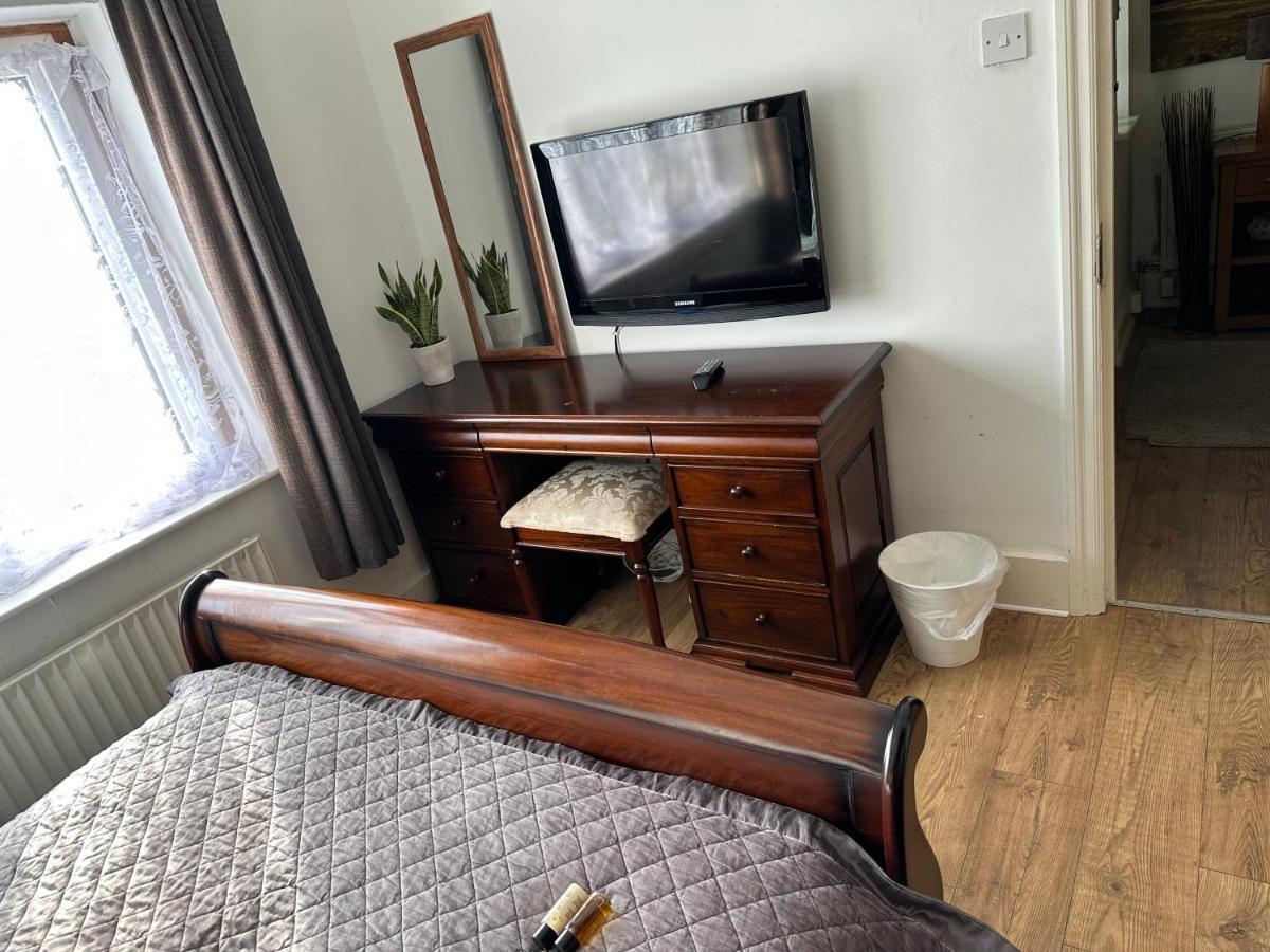 Appartement Amazing Quiet Garden House Near London Luton Airport Extérieur photo